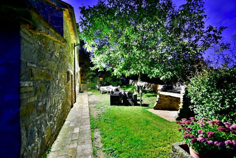 Agriturismo Corvaia Radicofani Luaran gambar